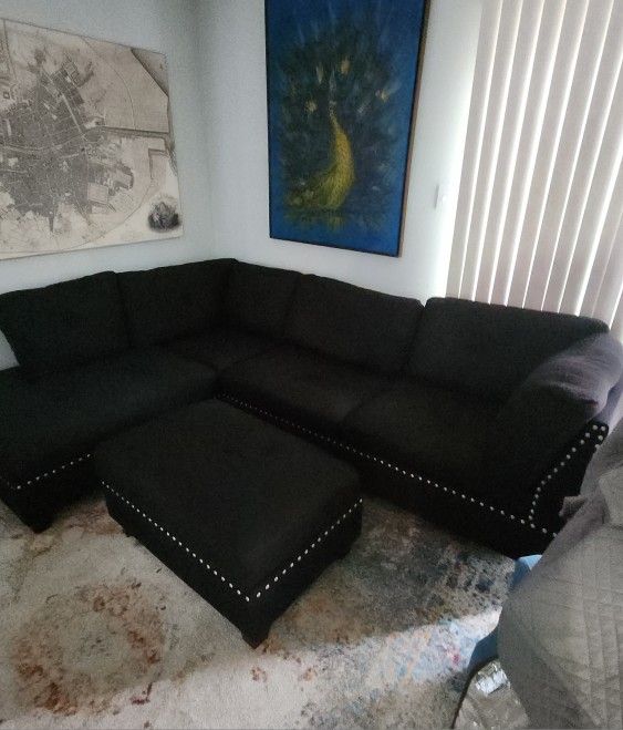 Comfortable small sectional couch