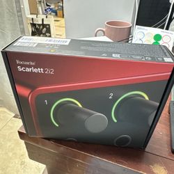 Scralett Focusrite 2i2 4th Gen