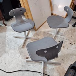 Scuffed Up Set Of Three Matching Kids Stools Kids Chairs