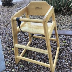 Child’s Wood Booster Chair  W/straps
