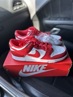 Nike Dunk Low… ( St Johns )