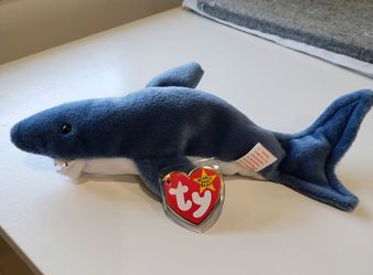 $14.99

1996 Ty Beanie Baby "Crunch" Retired Great White Shark New with Tags and Tag Protector