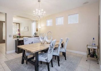 Set Of 6 Chairs With Chair covers