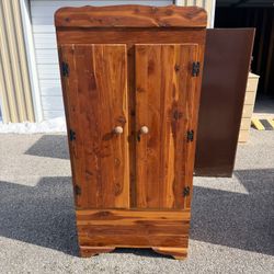 Cedar Wardrobe 