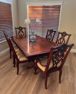 Dining set  for 8