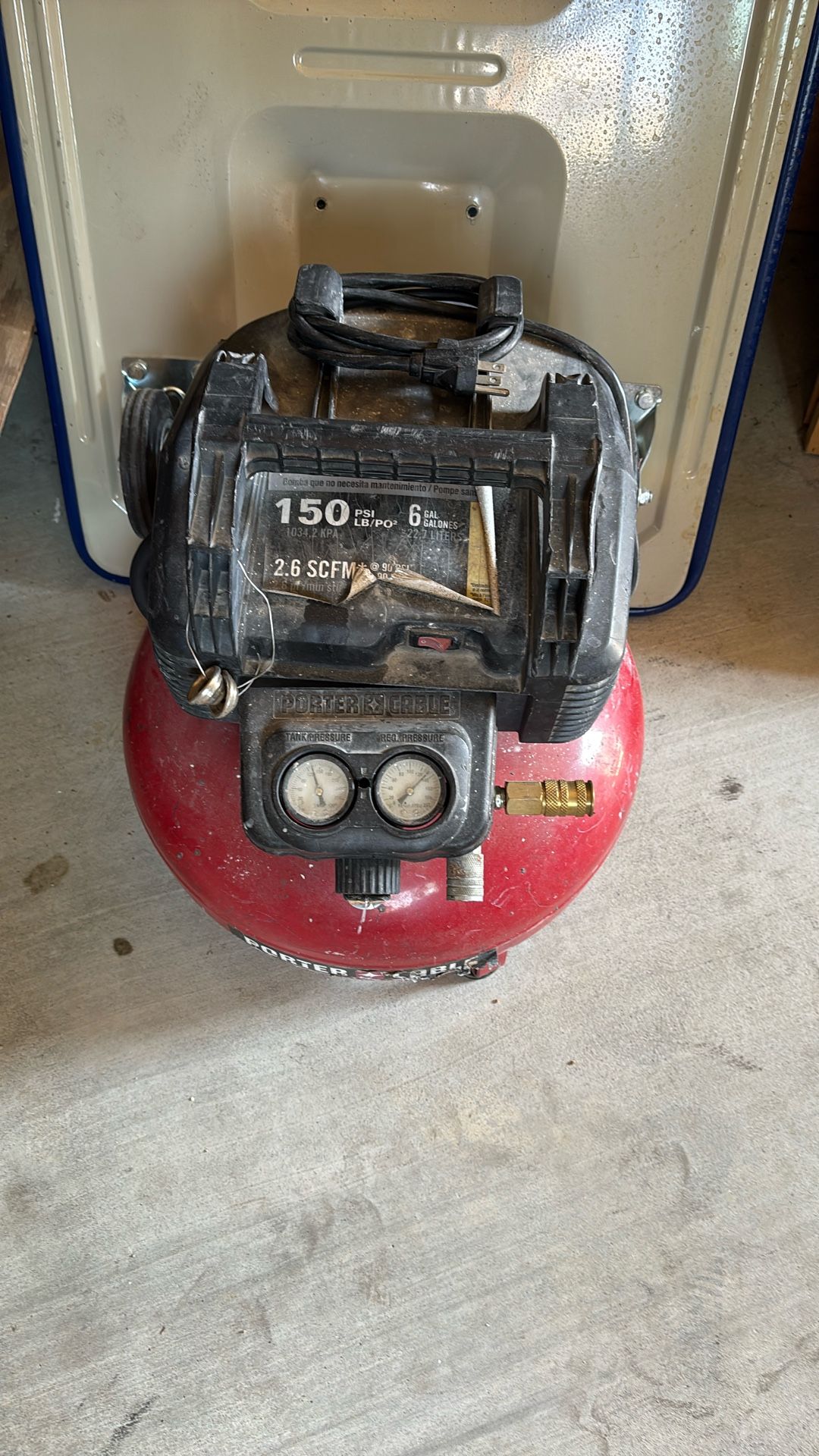 Husky pancake compressor 150 psi 6 gallons