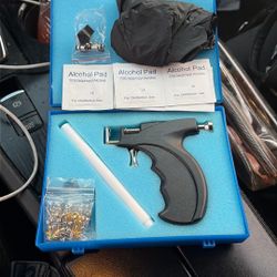 Piercing Kit With Sea Salt