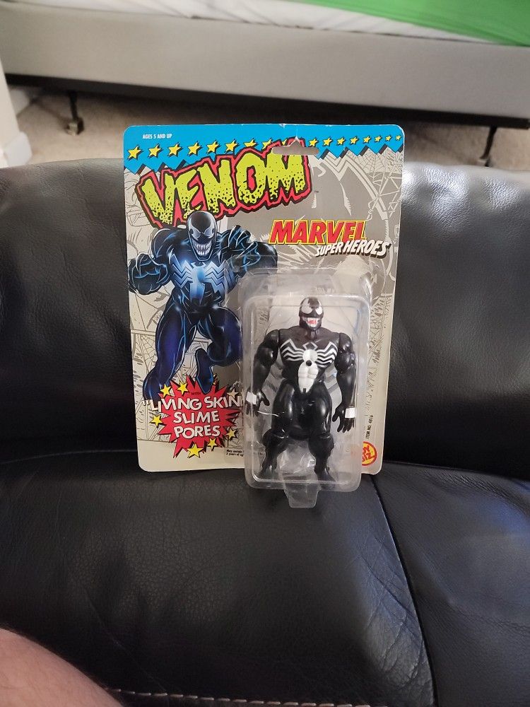 1991 Toy Biz Marvel Venom Living Skin Slime Pores