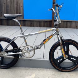 1996 GT Performer BMX