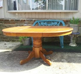 Oak Din/Kitchen table