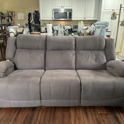 Reclining Powered Sofa