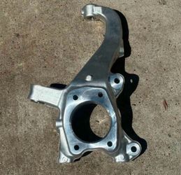 2022-2025 Toyota Tundra Left Side Steering Knuckle  Oem