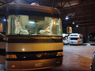 RV Monaco Windsor