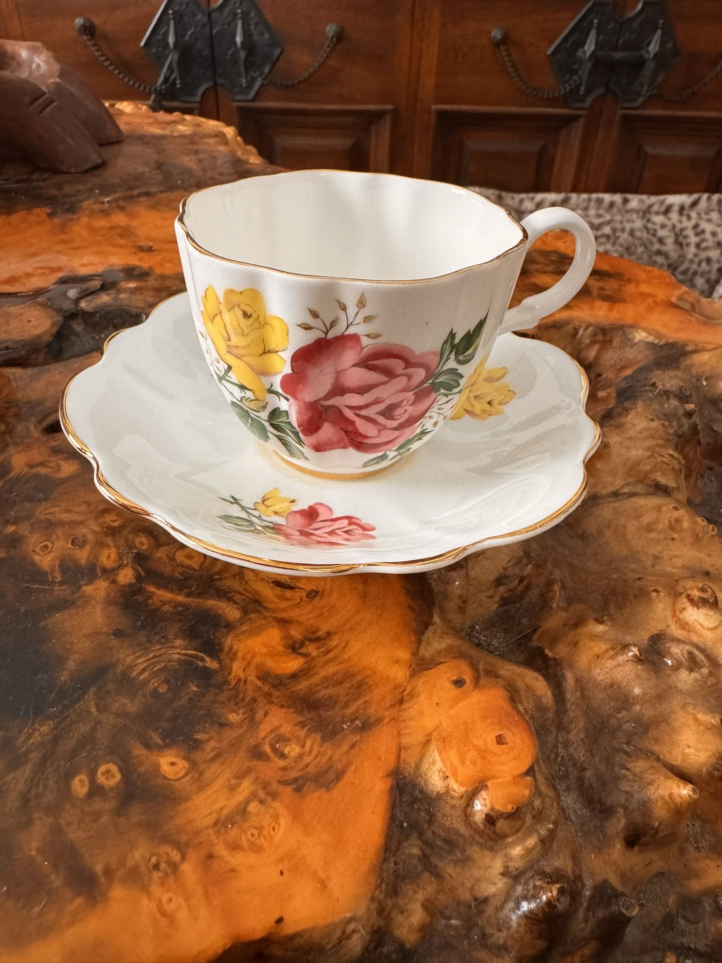 Bone Kent China Taylor & Kent England Teapot And Saucer