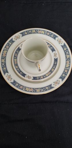 Celebrity Ivory Glaze China set for 2
