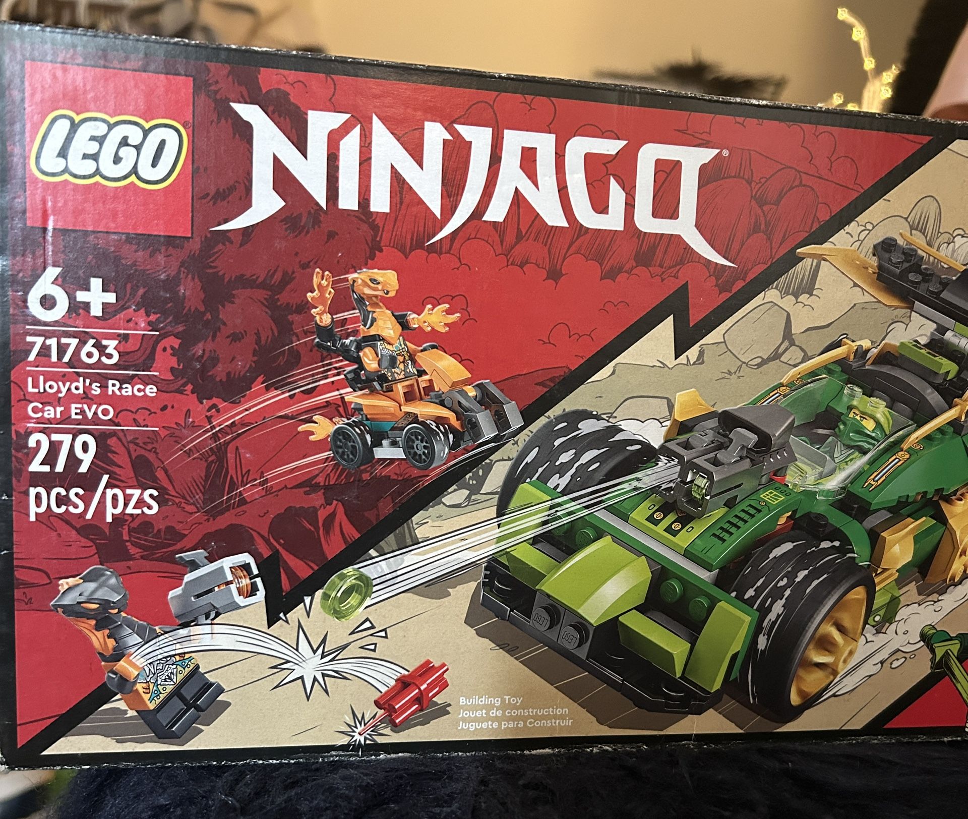 LEGO NINJAGO // Lloyd’s Race Car EVO // 71763