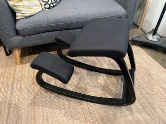 Varier Kneeling Chair - Excellent Conditon