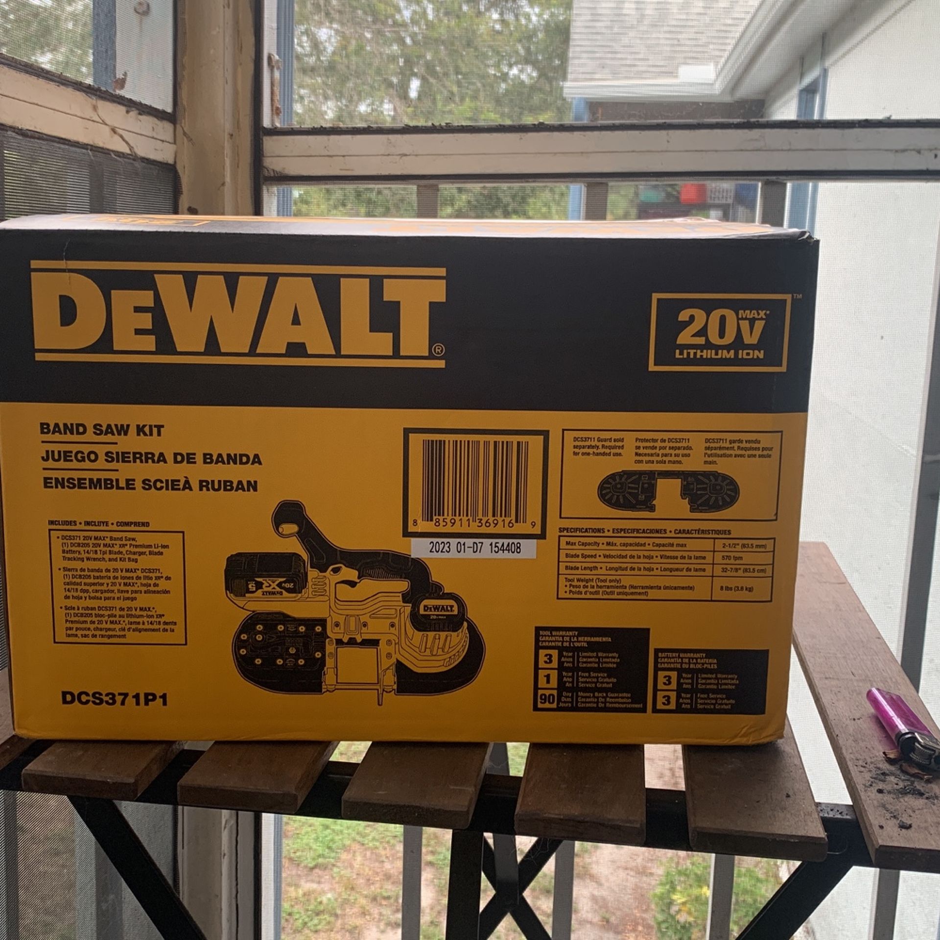 DEWALT 20-Volt 5-in Portable Band Saw Kit