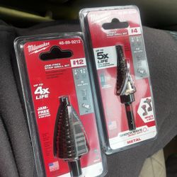 Brand New Milwaukee #12 And Shockwave #4 