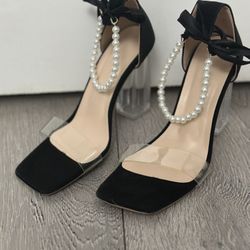 Woman’s Shoes