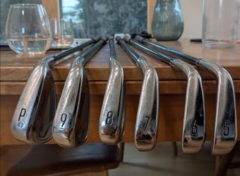 Titleist t350 iron set 5-PW + Odyssey putter