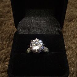 Women's 925 sterling silver zircon diamond engagement bridesmaid wedding ring / size 7