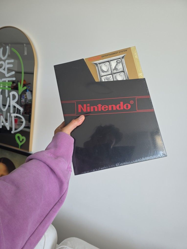 The Legend of Zelda Encyclopedia Deluxe Edition
NEW