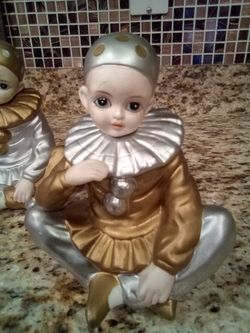 Musical Clown Statue 