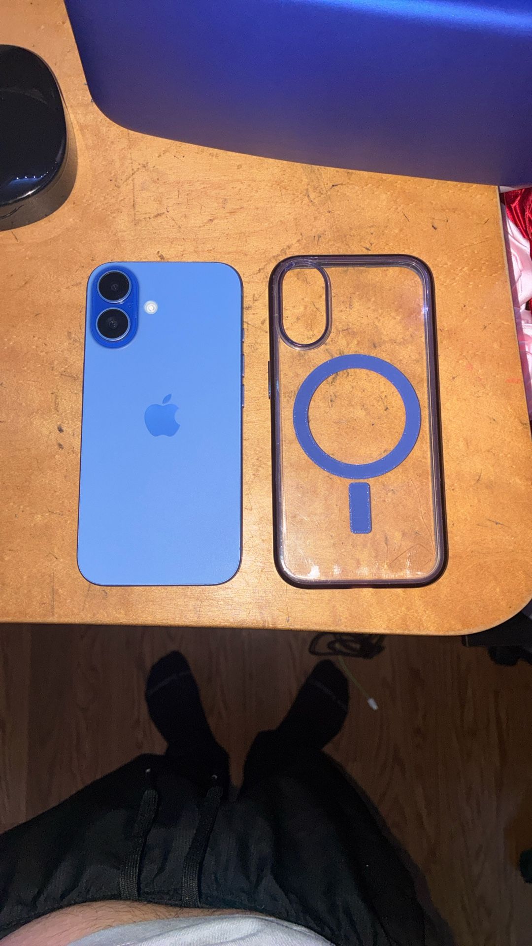iPhone 16 Ultramarine (256GB)