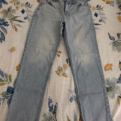 Women’s American Eagle jeans
