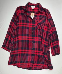 Umgee USA Red and Black Plaid Button-Up Shirt Size Small