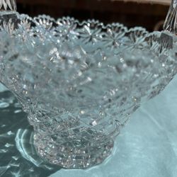 Collection Basket / Gorgeous Cristal basket. Clear vintage with Diamond Cut Crystal Glass Basket With Handle - 5”x4”3 1/4”
