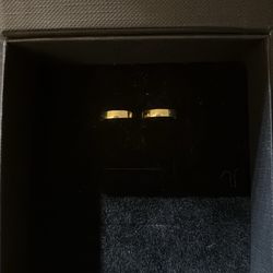 Pure 10k gold men’s hoop earrings