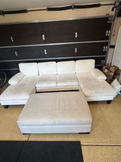 Sectional couch