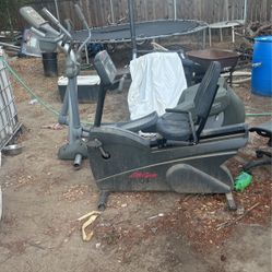 Work Out Machines 