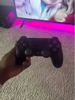 PS4 controller