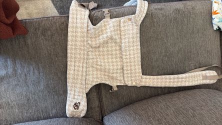 Baby carrier