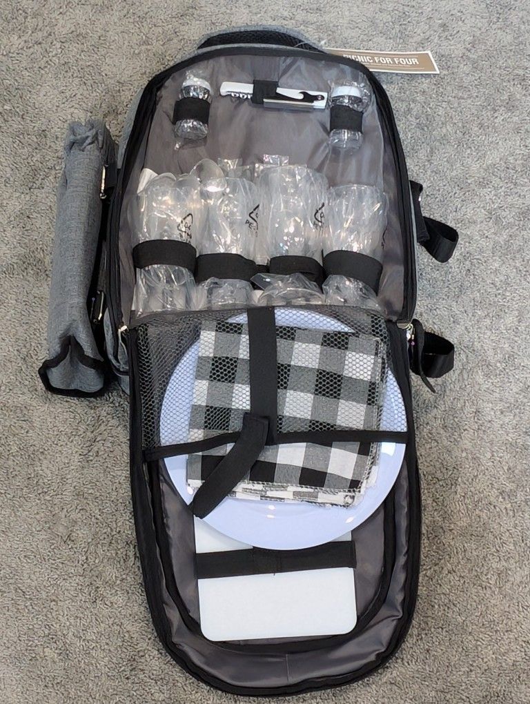 Picnic Backpack Basket For 4 Set - New
