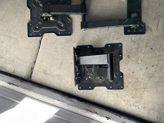2 Small Tv Wall Mounts 