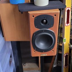 TANNOY REVOLUTION R1 TOWER SPEAKERS for Sale in Everett, WA - OfferUp