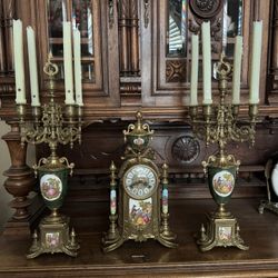 imperial mantle clock in working condition