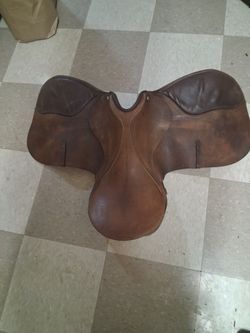 Incredible Deal: Vintage Passier & Sohn "Century" Saddle ($50)