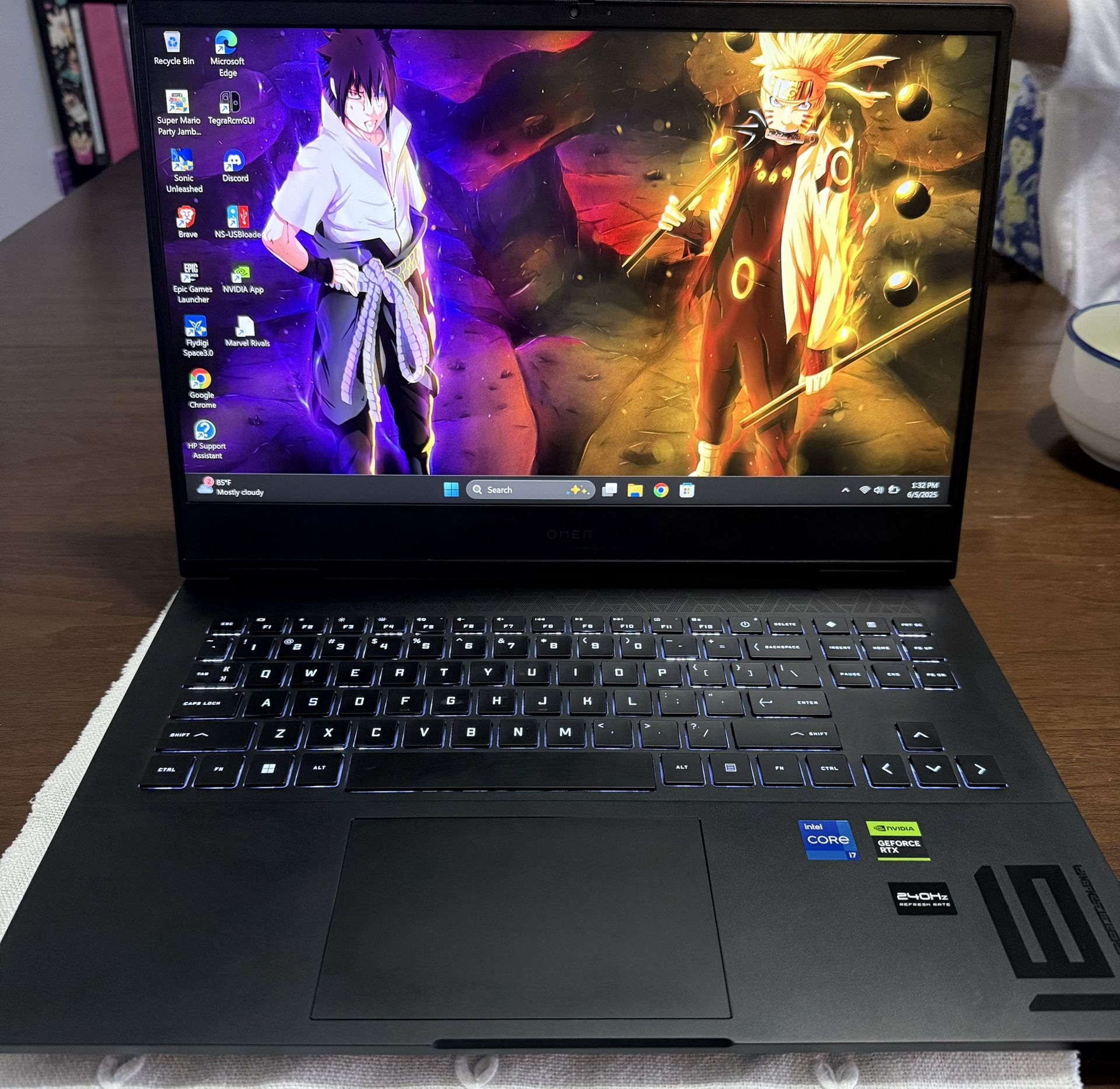 Omen gaming laptop 16in Qhd 240hz display All specs in description no trades price is Firm