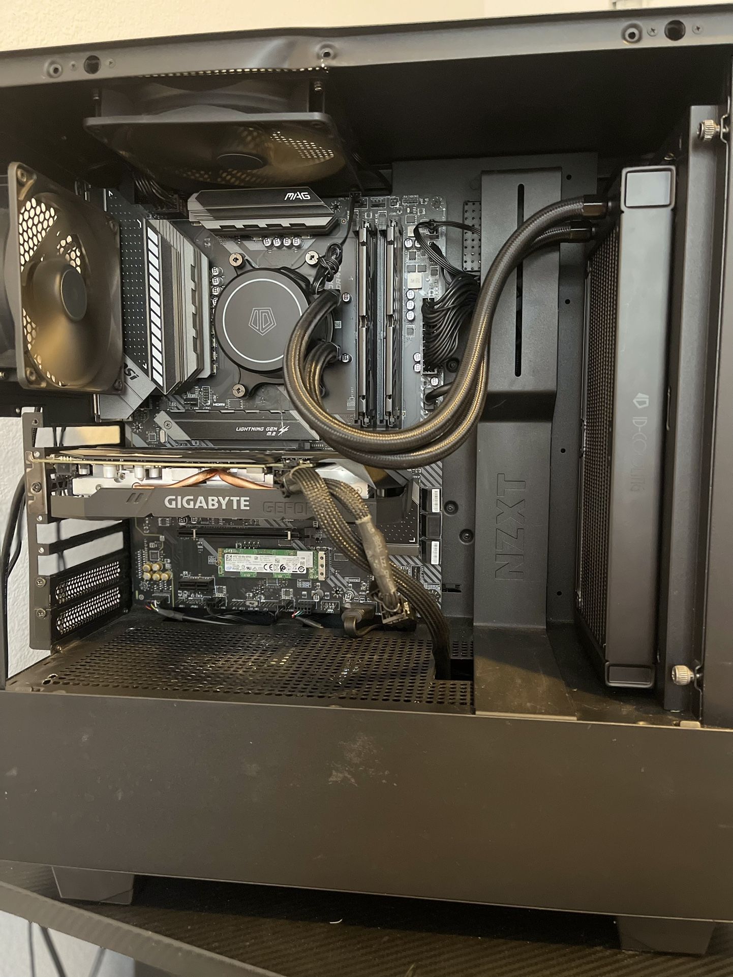 Custom Gaming PC – Ryzen 3 3300X, RTX 2060, 16GB RAM, 1.5TB NVMe, AIO Cooled