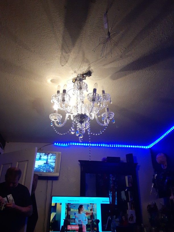 Chandelier 