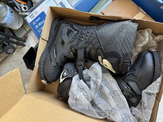 Kids Motorcycle Boots Size 5 Never Worn