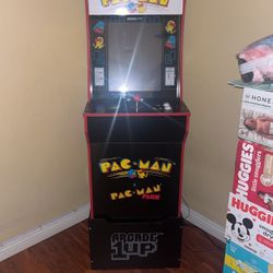 Pac-Man Arcade