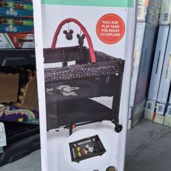 Mickey Mouse 3D Ultra Play Yard