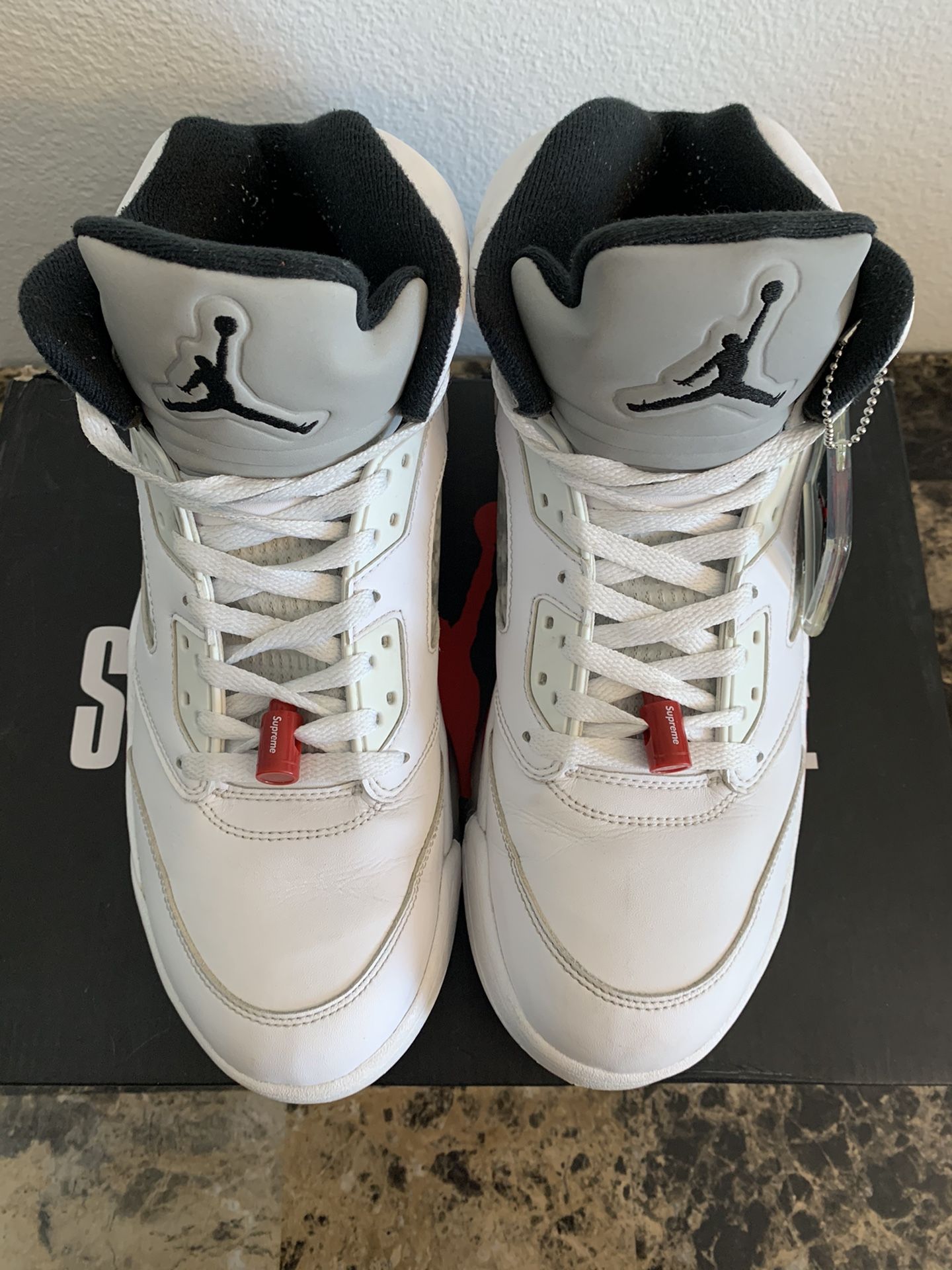 Supreme Jordan V