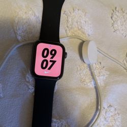 Apple Watch Nike 4